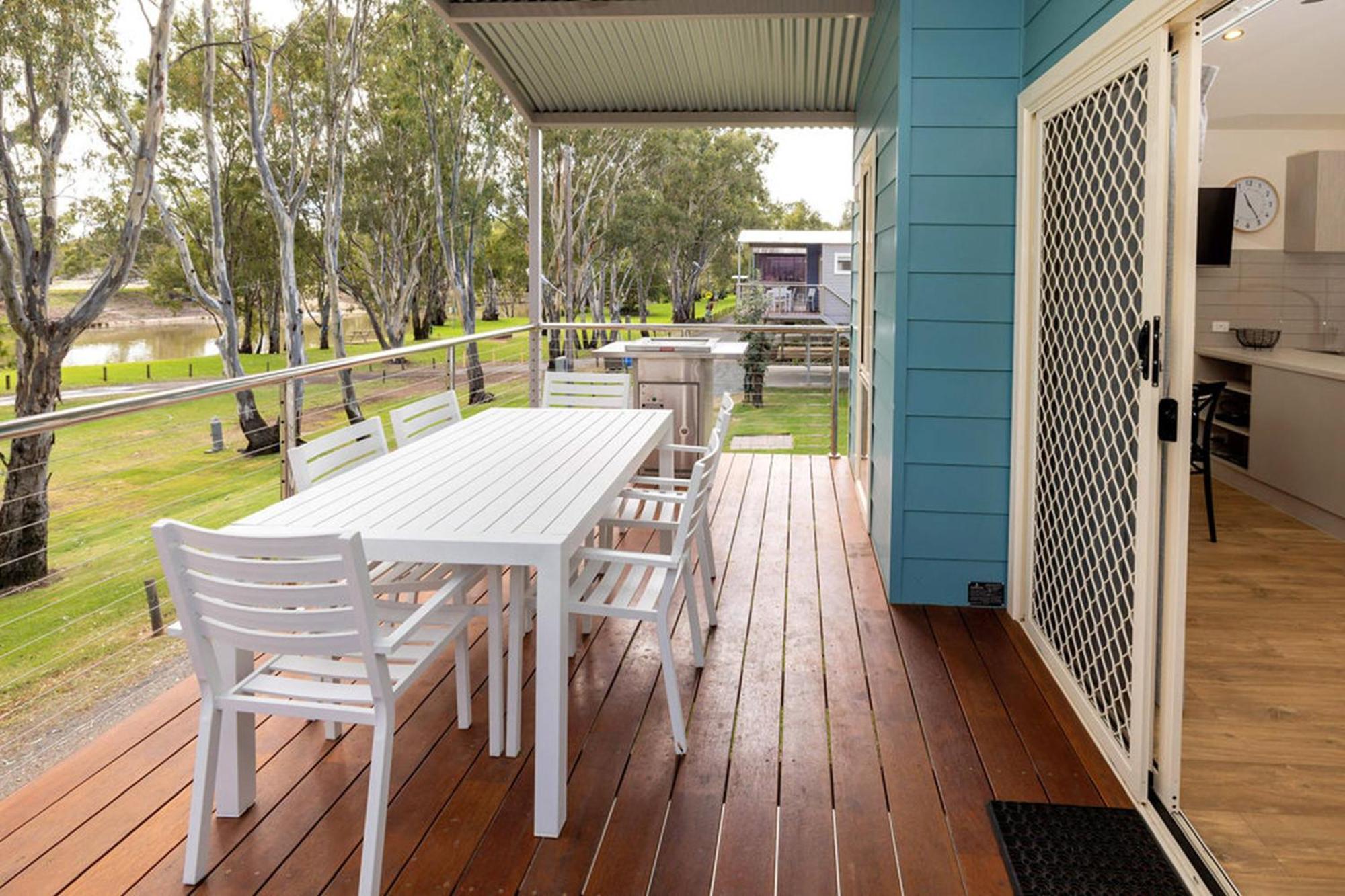 Big4 Deniliquin Holiday Park Room photo